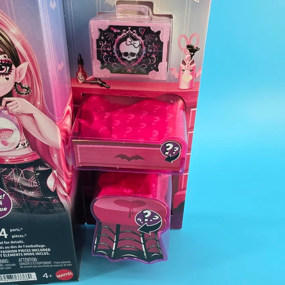 Monster High Self-Scare Secrets‎ Draculaura Doll 13 Surprises Mattel JHK43 NEW